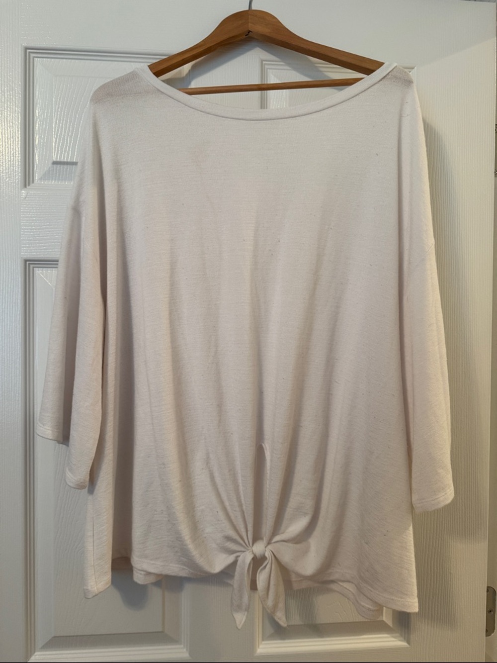 Gap Women’s Cream Tie-Front Lightweight Top